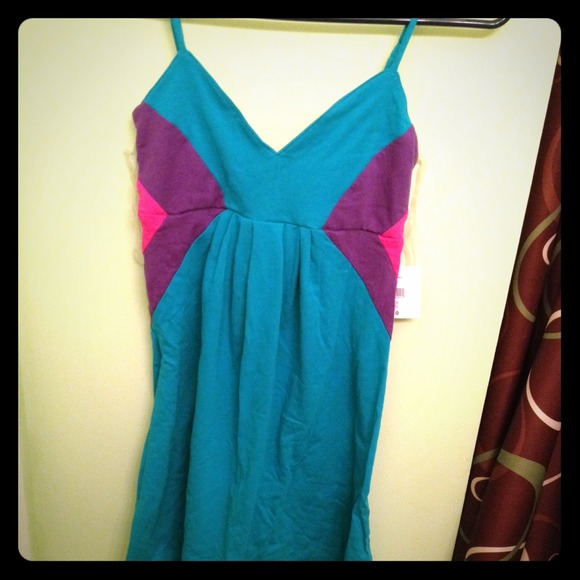 Tops - 🚫 DONATED 🚫