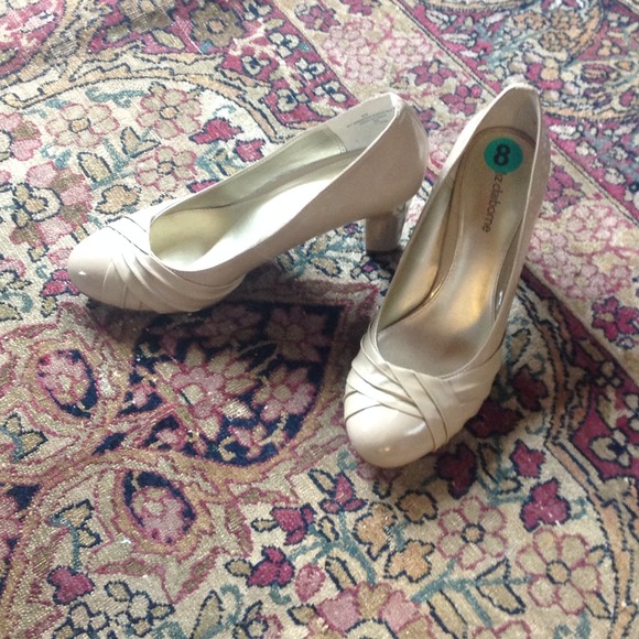 👠Liz Claiborne heels