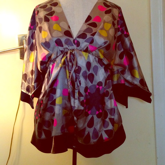 Fun printed top - Picture 1 of 2