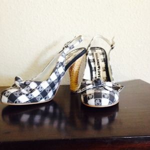 Harajuku lovers sling back heels