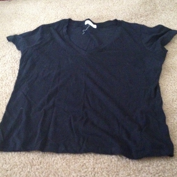 All black v neck top