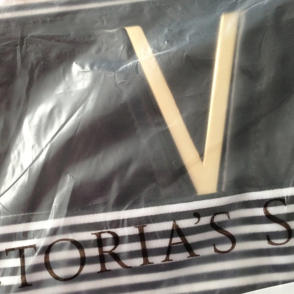 SOLD NWT Victorias Secret Tote - Picture 3 of 3