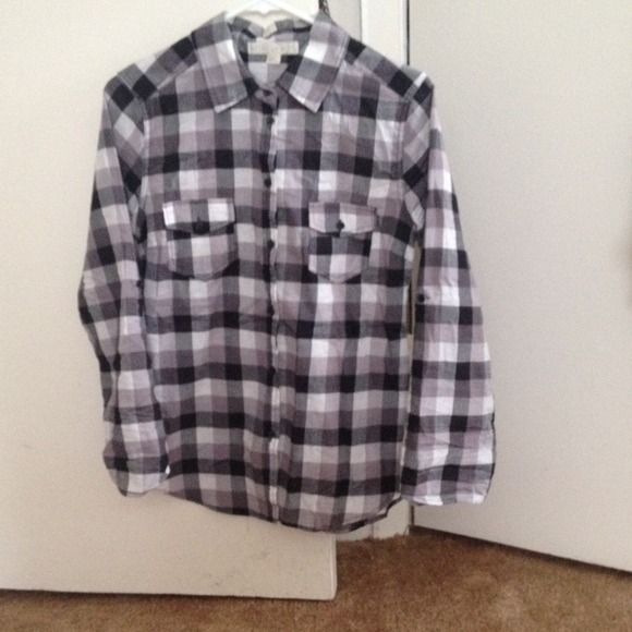 Plaid top