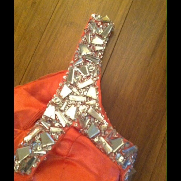 Prom dress - Picture 3 of 4