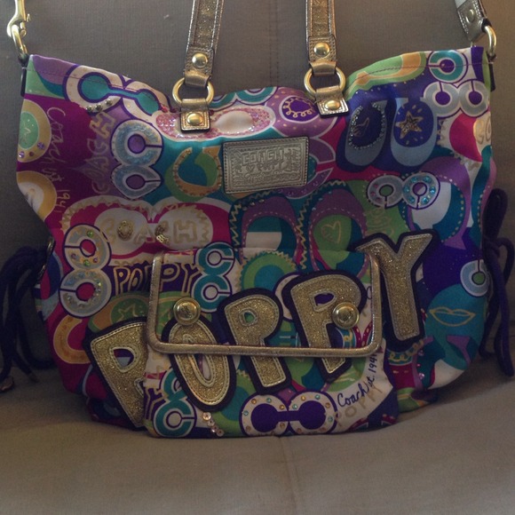 🚨🚨SOLD🚨🚨Used Coach Poppy limited edition