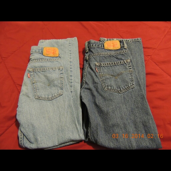 Levis