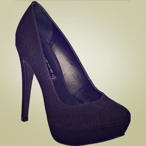 ✨ Reduced - STEVEN by Steve Madden Vyperr Pumps