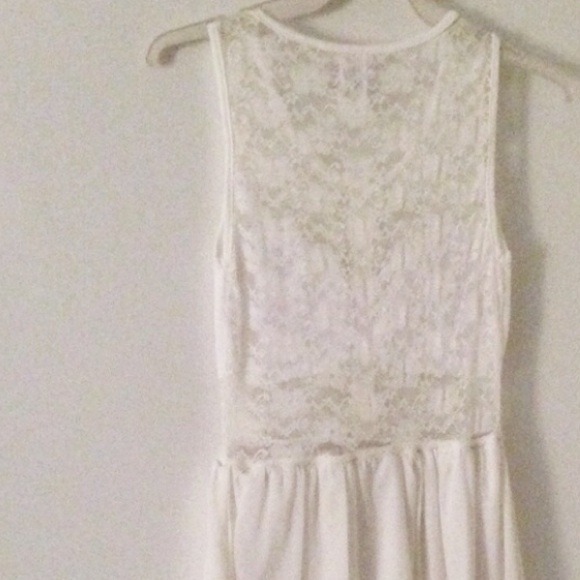 Lace high low dress - Picture 3 of 3