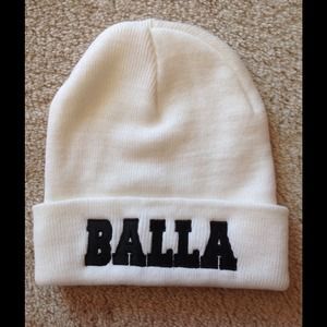 Forever 21 BALLA Beanie