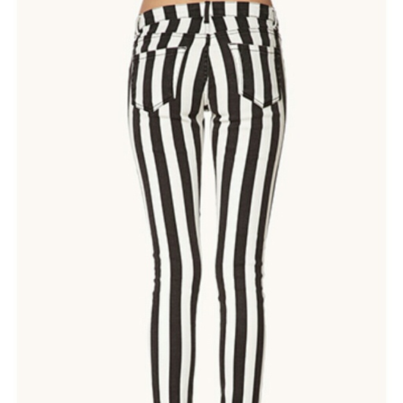 •SOLD• - Picture 3 of 4