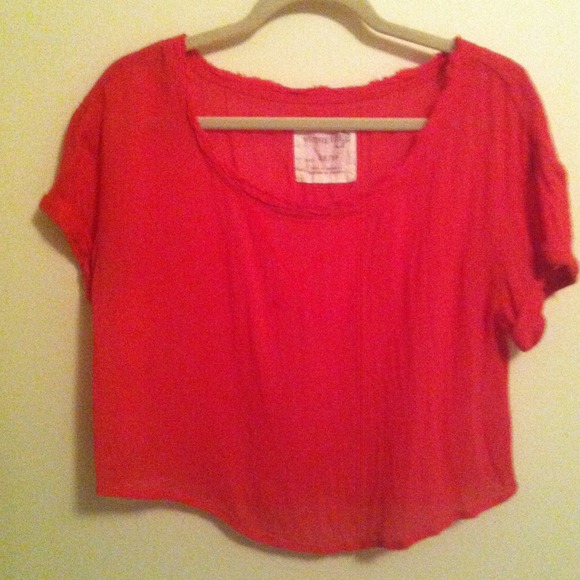 SOLDBundled!!!! 🎀Free People crop top🎀