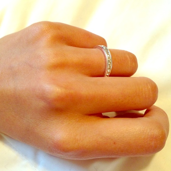 ❤️sold in bundle❤️Faux wedding band ring size 5