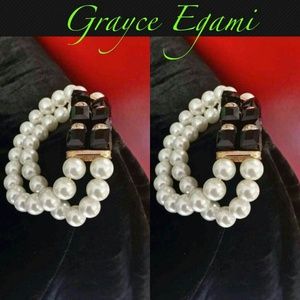 SOLD! Pearl & Black Onyx Bracelet