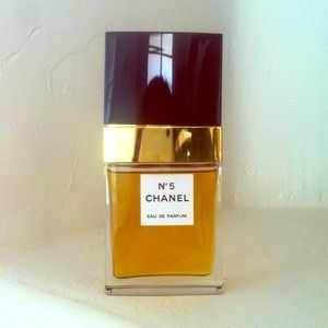 SALE:💖Chanel No. 5: Eau de Parfum