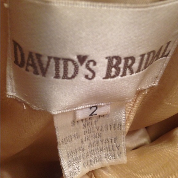 Wedding/Prom Dress - Picture 4 of 4