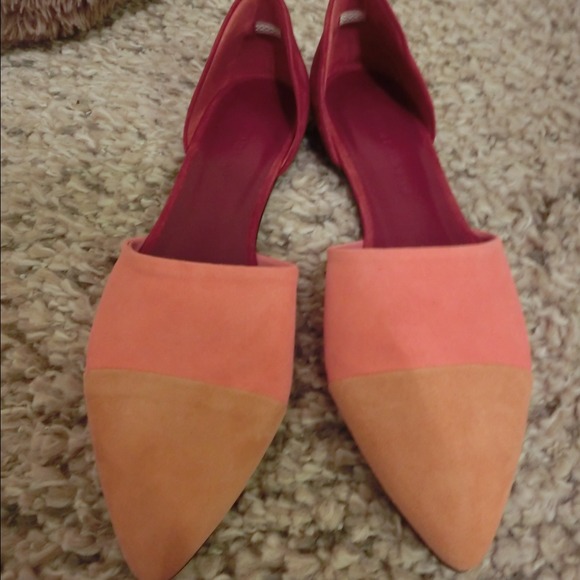 SOLD  Brand new Jenni Kayne flats