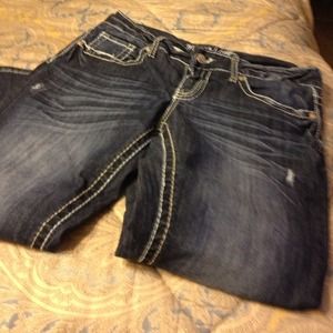 Size 7/8 jean capris.