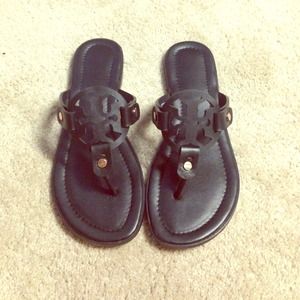 NIB TORY BURCH SANDALS