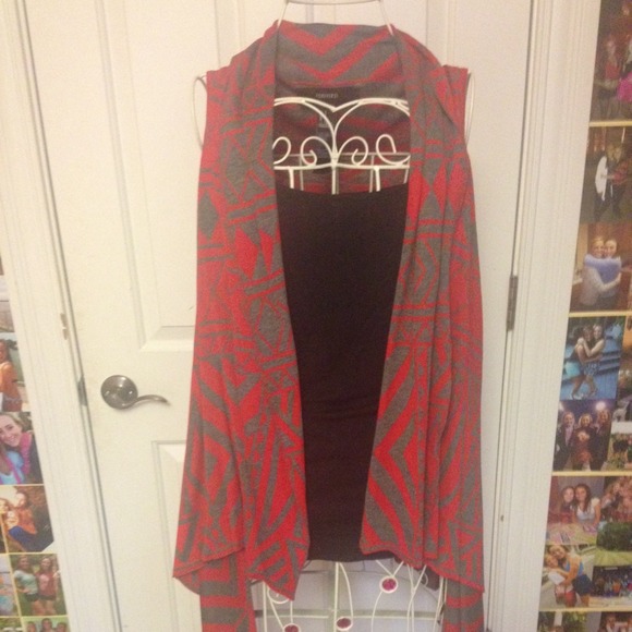 Thick, rayon sleeveless cardigan