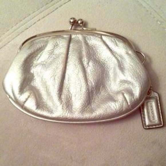 Authentic coach change purse! 💋