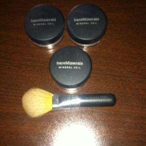 Bare minerals SPF radiance and original! 🎉