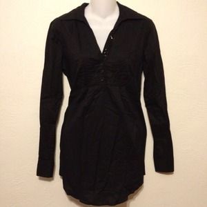 Black tunic New York Co sz sm with detail @ neck