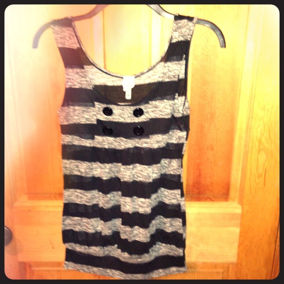 Voice blouse