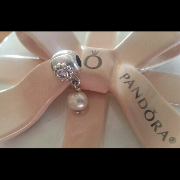 Pearl of wisdom Pandora clip