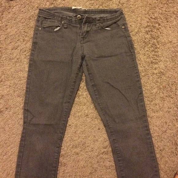 Skinny jeans