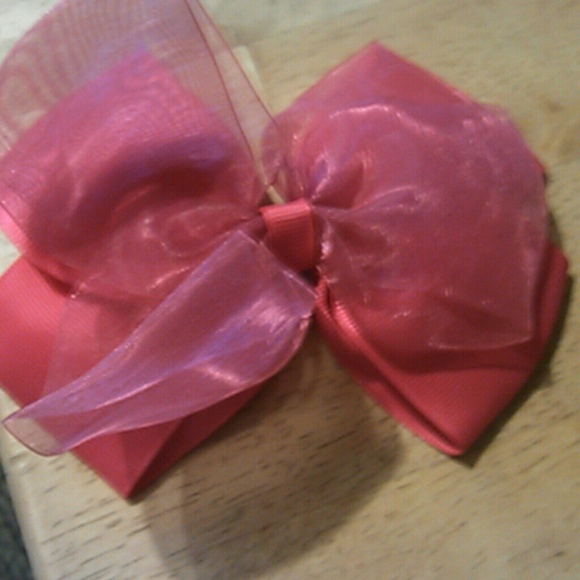 Bows - Picture 2 of 4