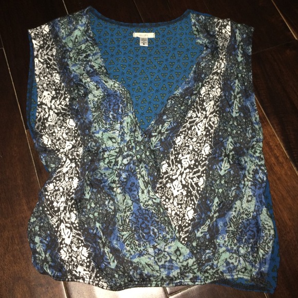BLUE DESIGN URBAN OUTFITTERS TOP