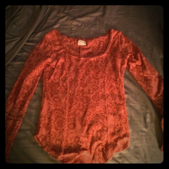 Free people thermal w/ lace on the arms