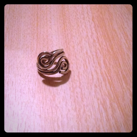 Sterling Silver Swirl Ring - Picture 1 of 2