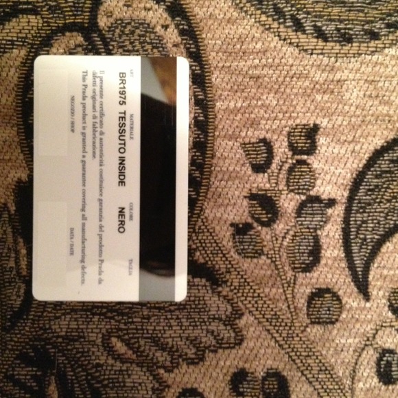 Prada handbag - Picture 4 of 4