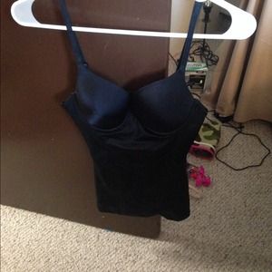 Nwot bustier top 34b
