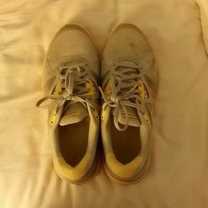 Nike Lunarlon Livestrong Shoes Size 9.5 Womens