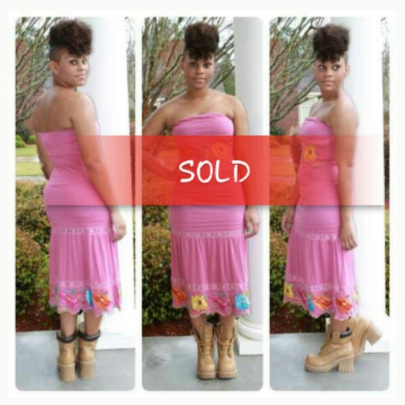 ??New Item?? Floral Strapless Midi Dress