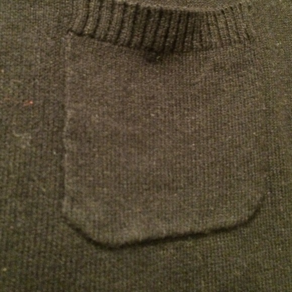 Forever 21 Black Sweater with Front Pocket. Size L - Picture 2 of 3