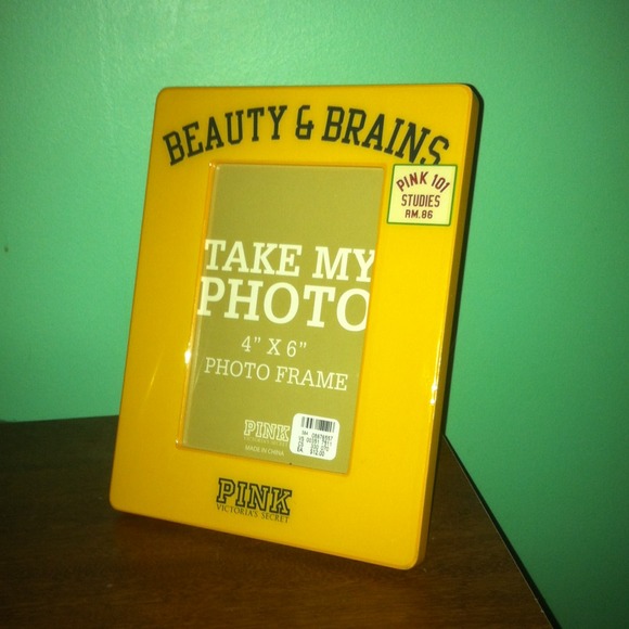 VS picture frame