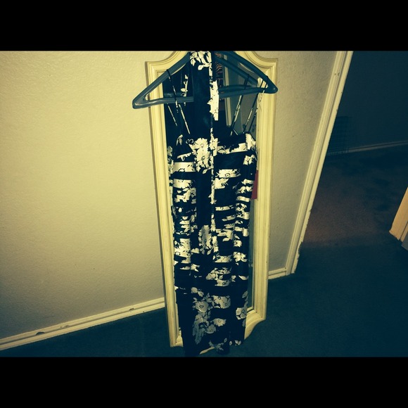 Reduced!! - Picture 2 of 4