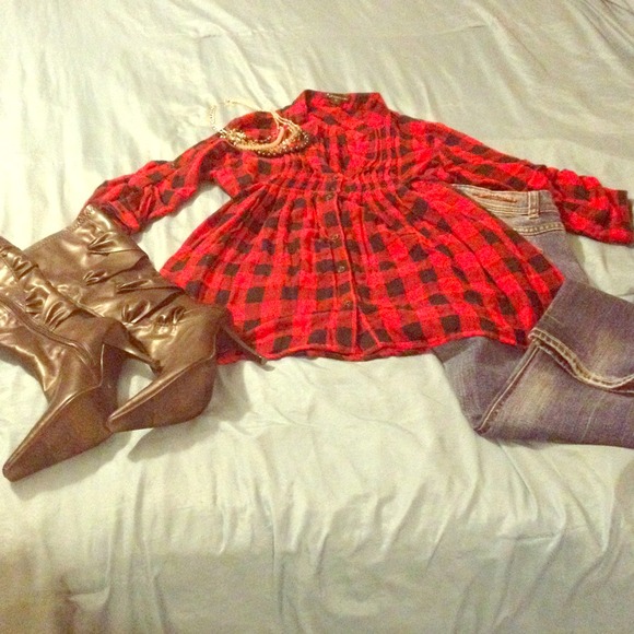 twentyone Tops - Gifted HP! WKEND WEAR PRINCESS 4/19/15