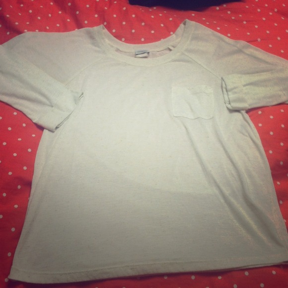 Creamy white half-sleeve top!