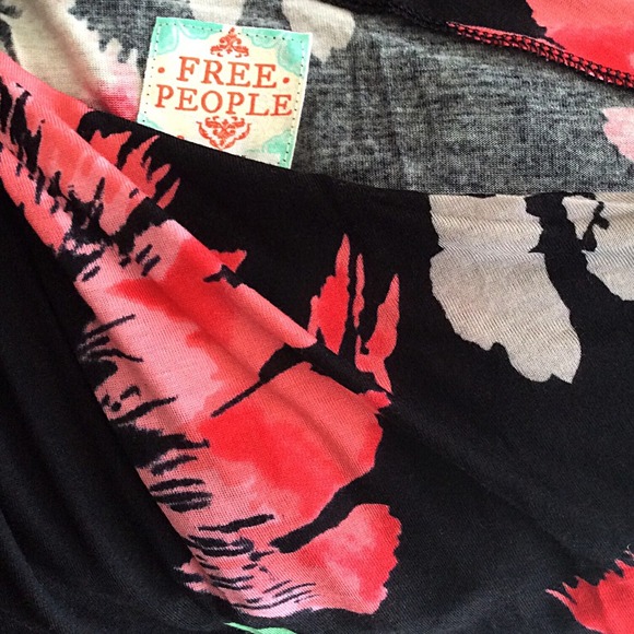 Brand New. Freepeople Unbalanced Shoulder Tunic - Picture 3 of 4