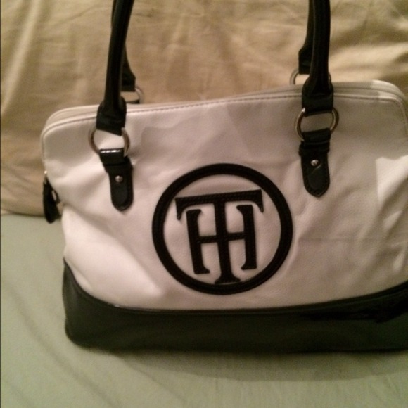 Tommy Hilfiger bag - Picture 2 of 4