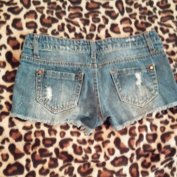 Something Trickie Size 1 Shorts - Picture 2 of 2