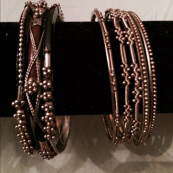 4 Bangle Sets - Picture 3 of 3