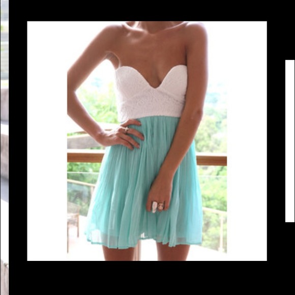 Mint sweetheart mini dress