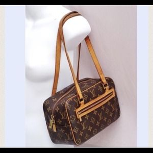 Aunthentic louis vuitton monogram MM