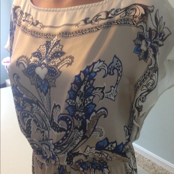 White House Black Market silk blouse - Picture 2 of 4