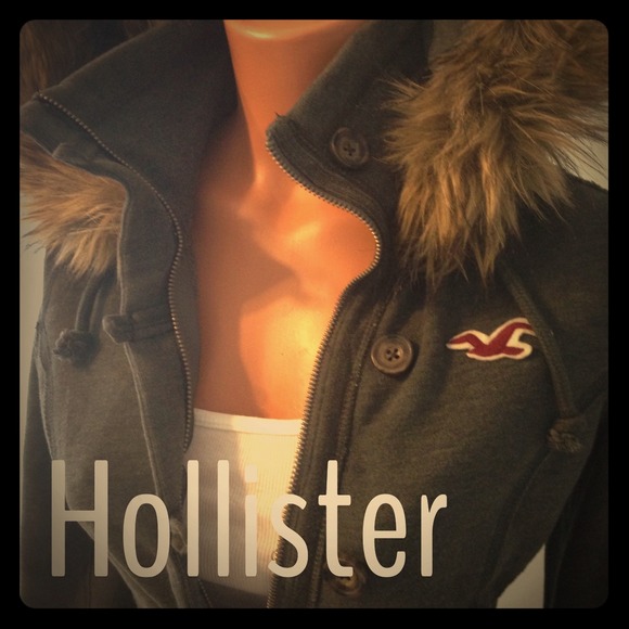 Hollister Jackets & Blazers - Hollister fur hoodie jacket